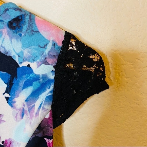🎉HP 🎉🎉Jessica Simpson LaceSleeve Floral Dress - Picture 4 of 5
